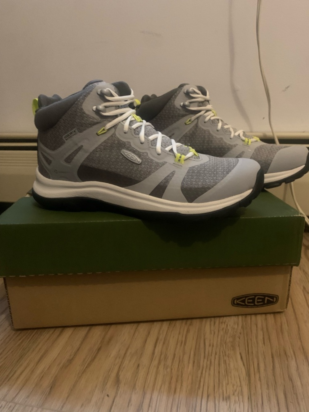 Keen Gray and Lime Accent Women's Mid-Top Hiking Shoes